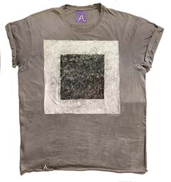 BLACK SQUARE TSHIRT