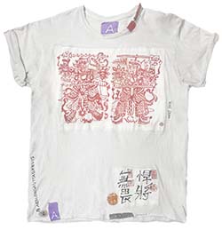 Yin and yang TSHIRT